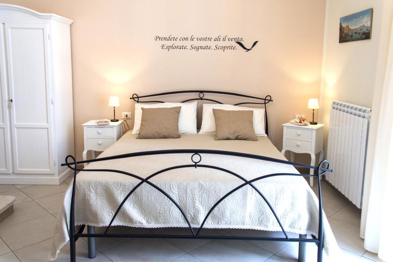 B&B La Rosa Dei Venti Neapel Exteriör bild