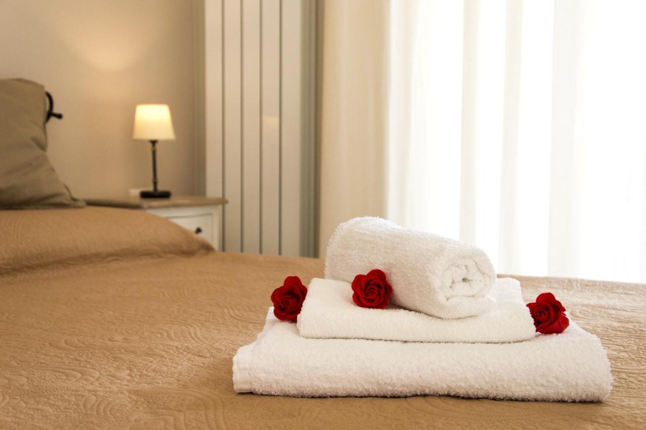 B&B La Rosa Dei Venti Neapel Exteriör bild