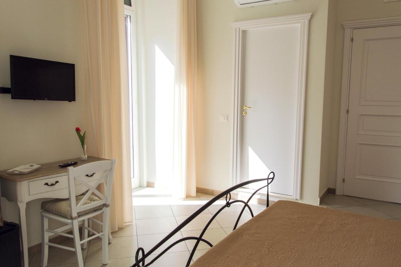 B&B La Rosa Dei Venti Neapel Exteriör bild