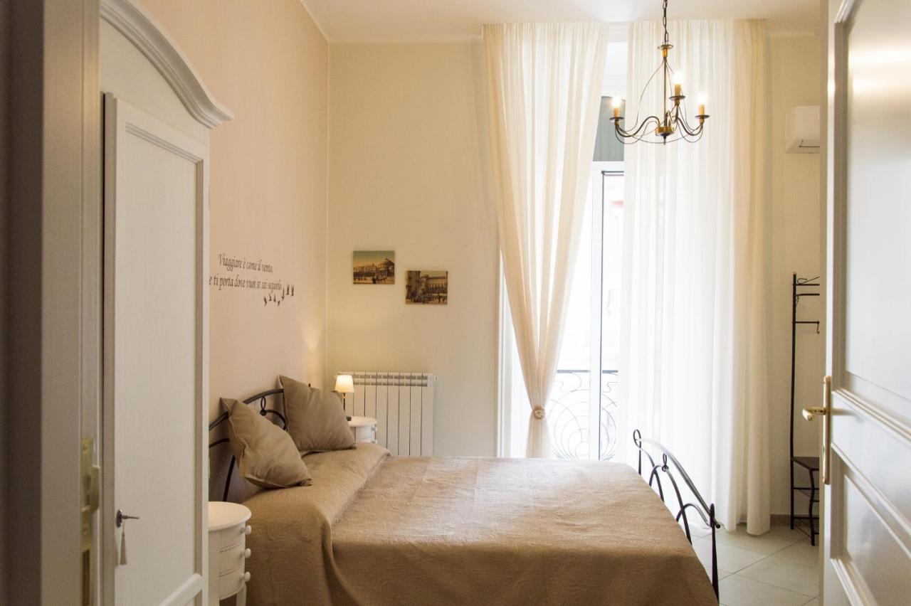 B&B La Rosa Dei Venti Neapel Exteriör bild